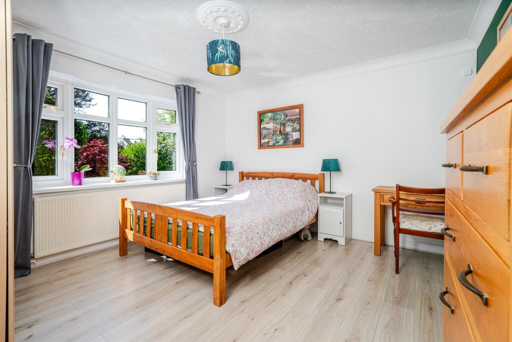 House in Taunton, West and Middle Chinnock - View 4