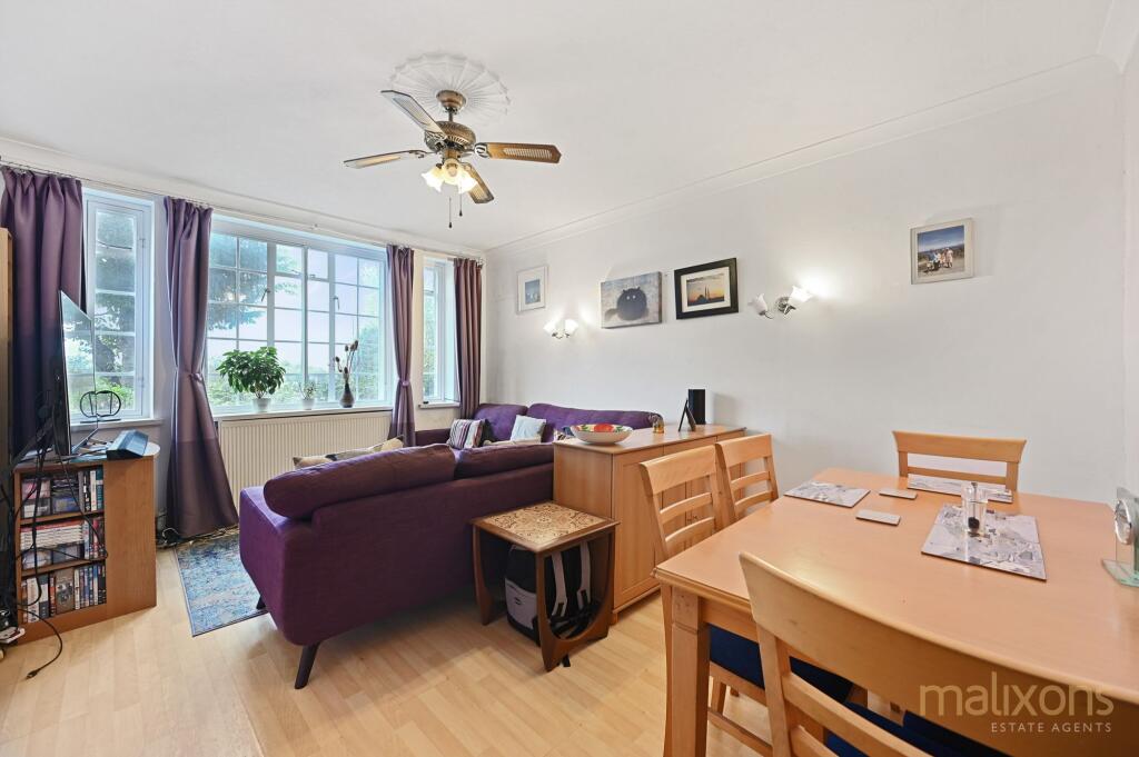 Apartment in London - More