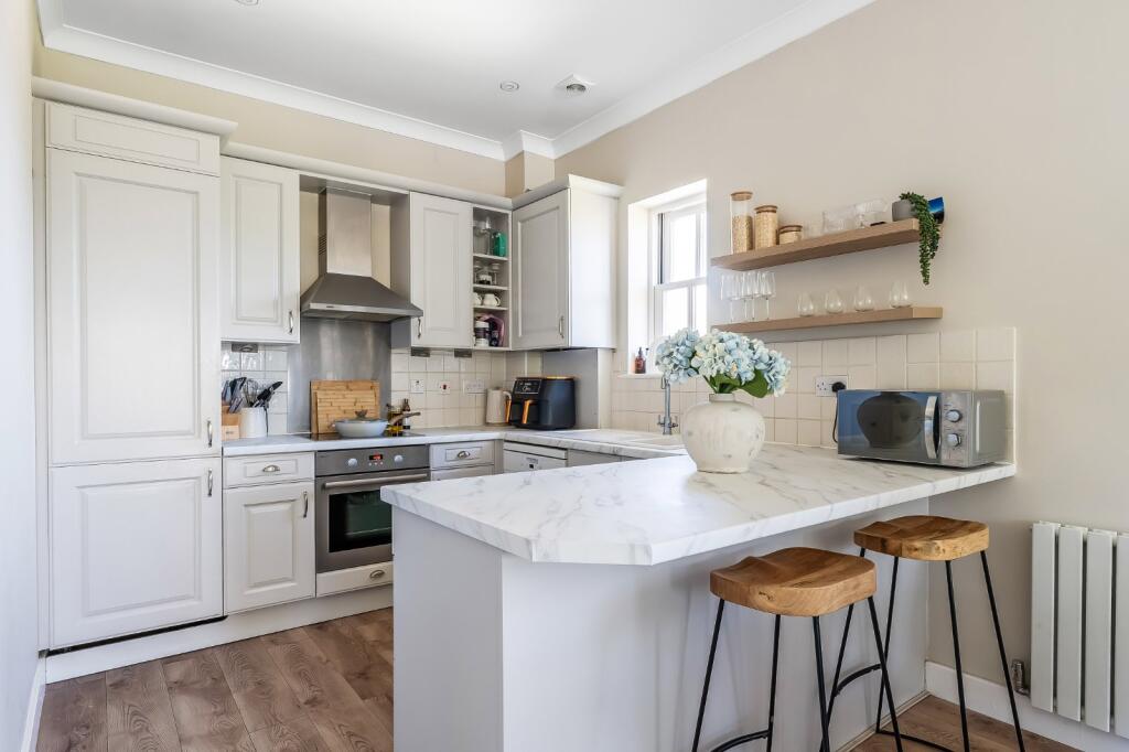 Apartment in Tonbridge - View 5