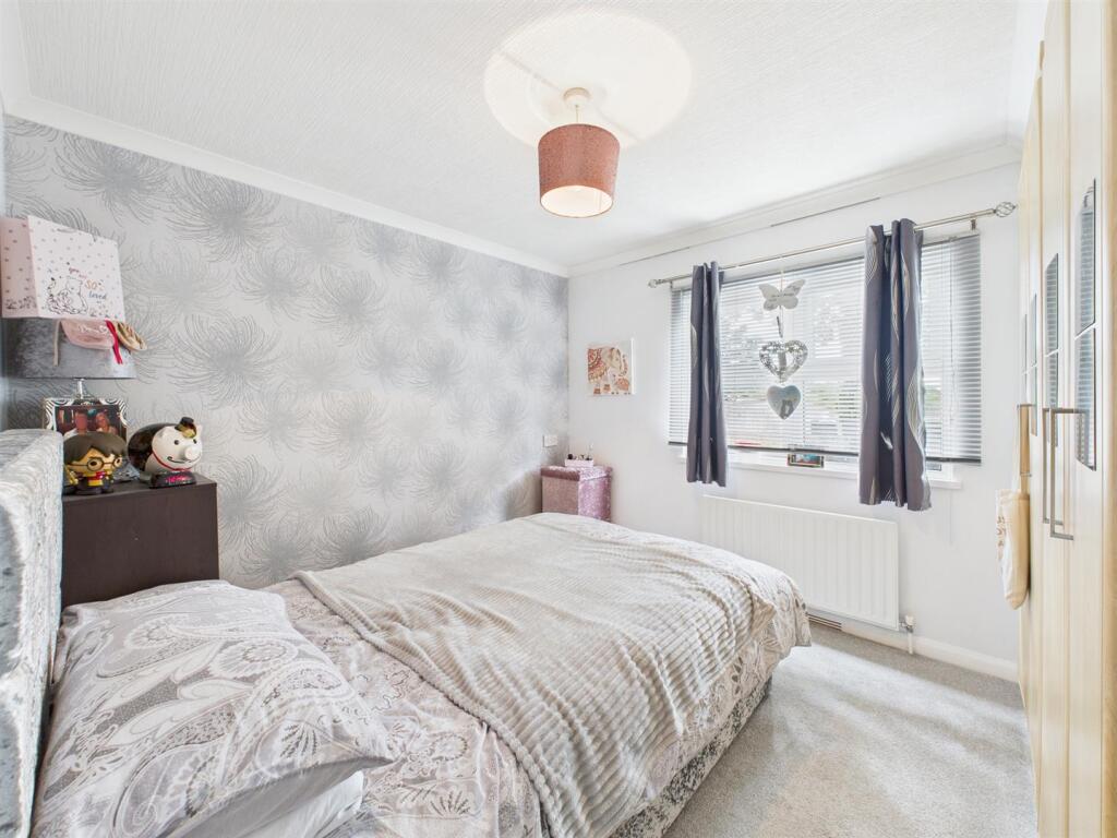 House in Reading, Garston Park, Tilehurst - View 4