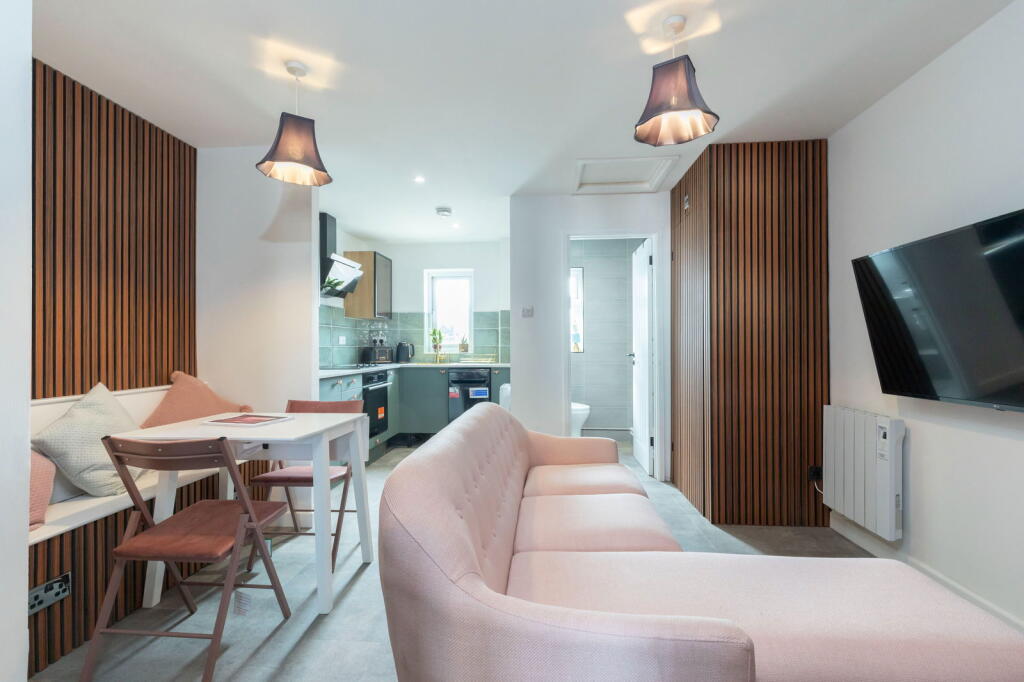 Main image of property: Tewkesbury Road, Cheltenham, GL51 9BA