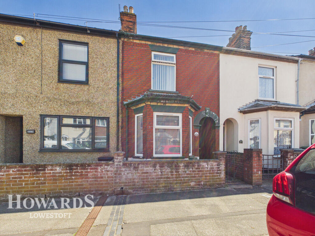 Main image of property: Worthing Road, Lowestoft