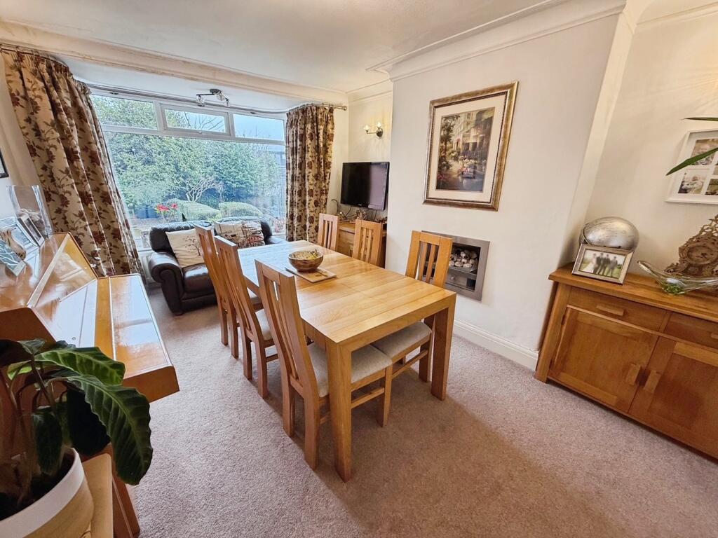Duchy Drive, Bradford, BD9 photo 3