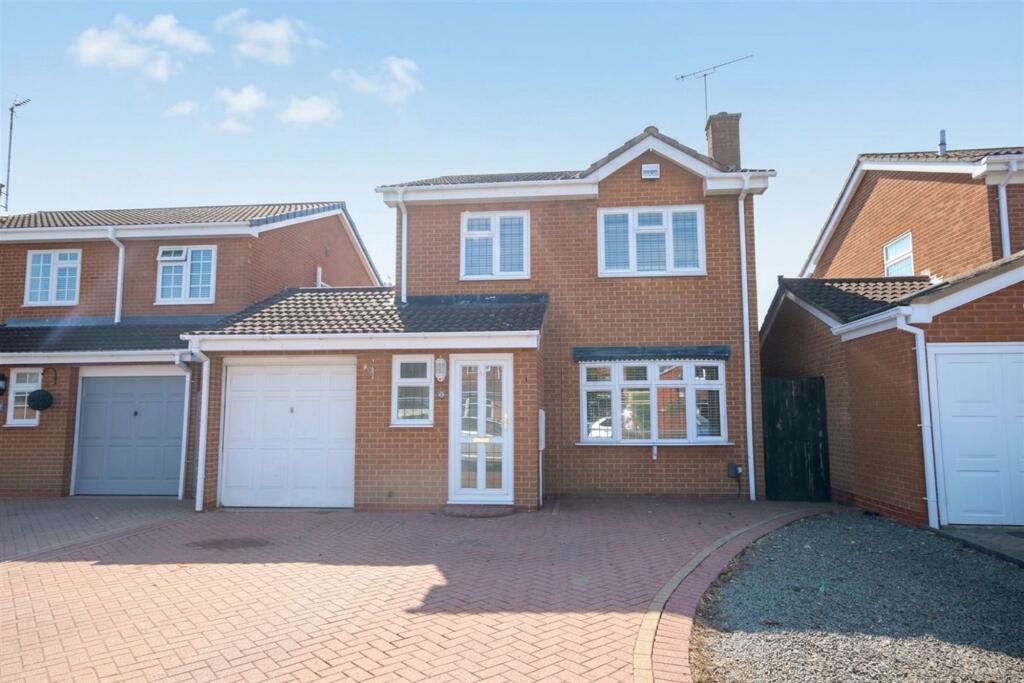 Main image of property: Holsworthy Close, Nuneaton, CV11