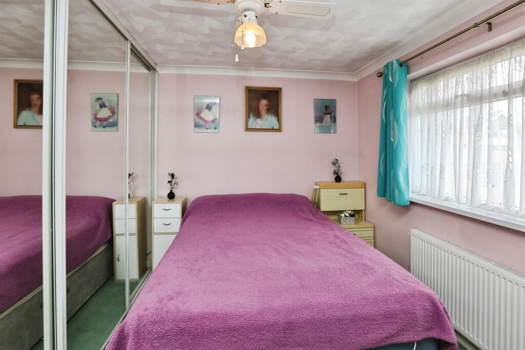House in Portsmouth - More