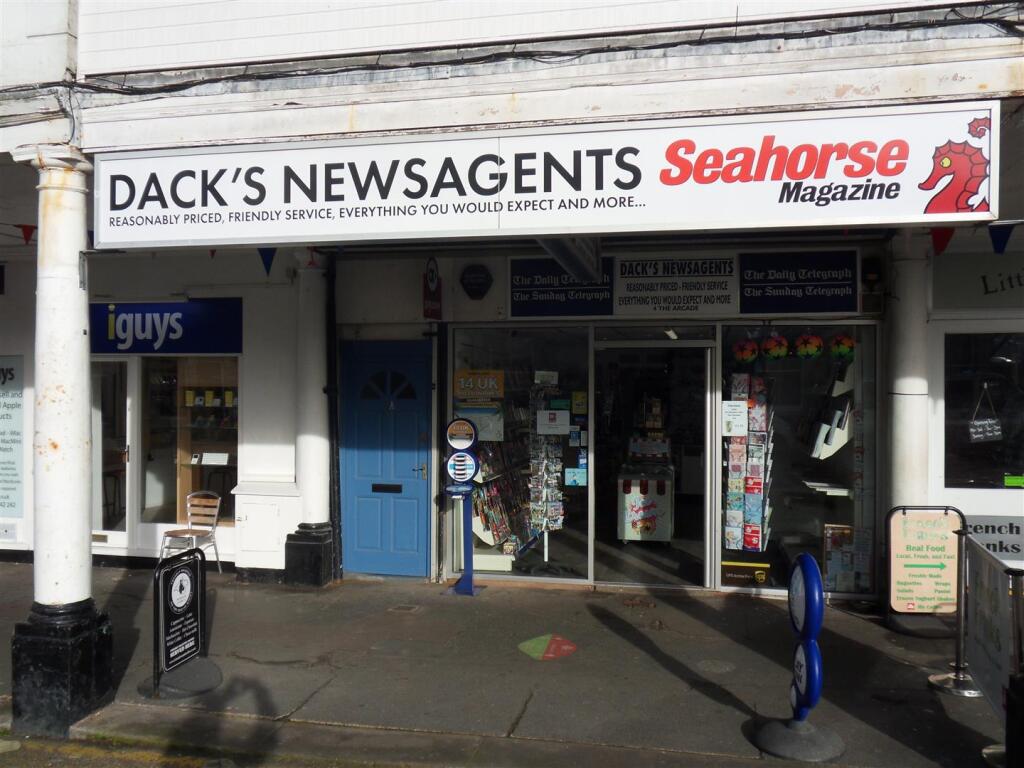 Main image of property: The Arcade, Cowes