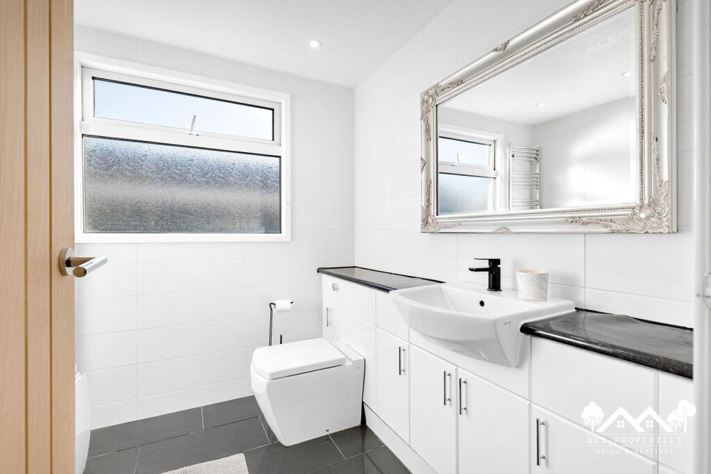 Additional image 33 of Earls Drive, Hoddlesden, Darwen, BB3