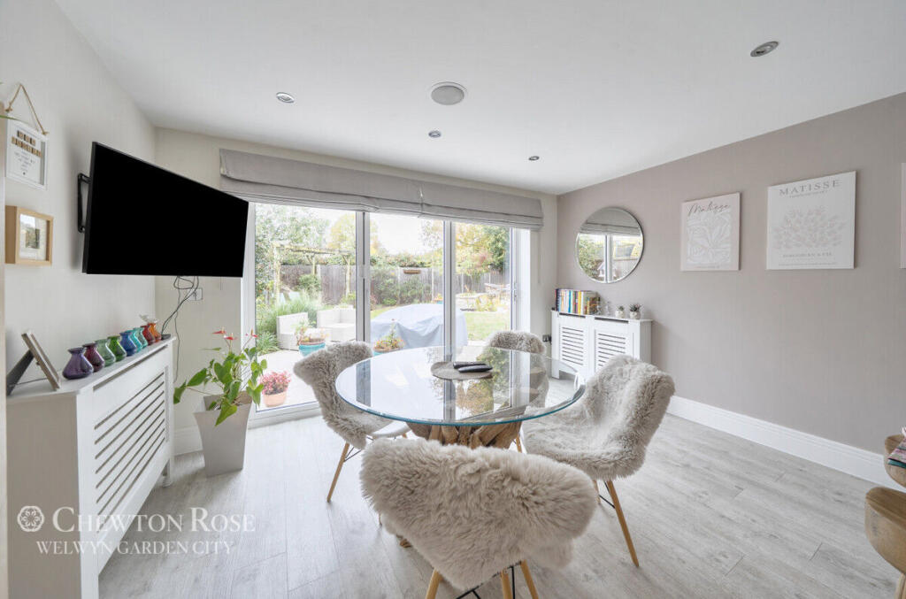 Additional image 10 of Sevenacres, Welwyn