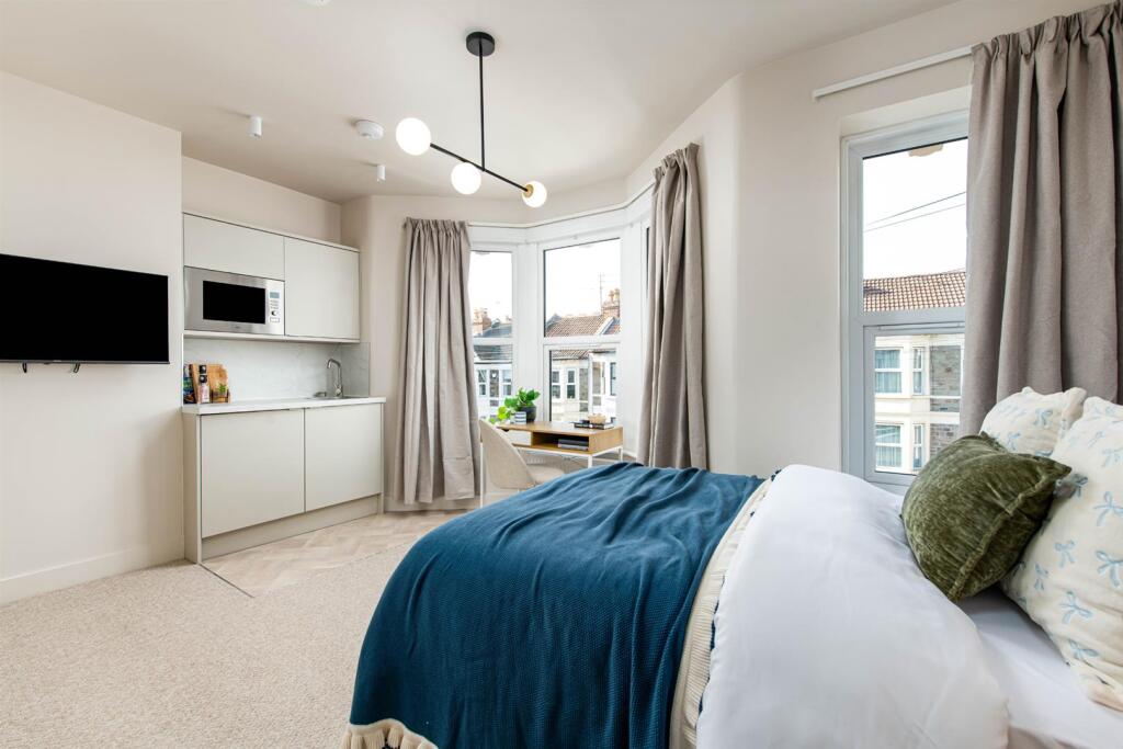 Main image of property: Bloomfield Road, Bristol