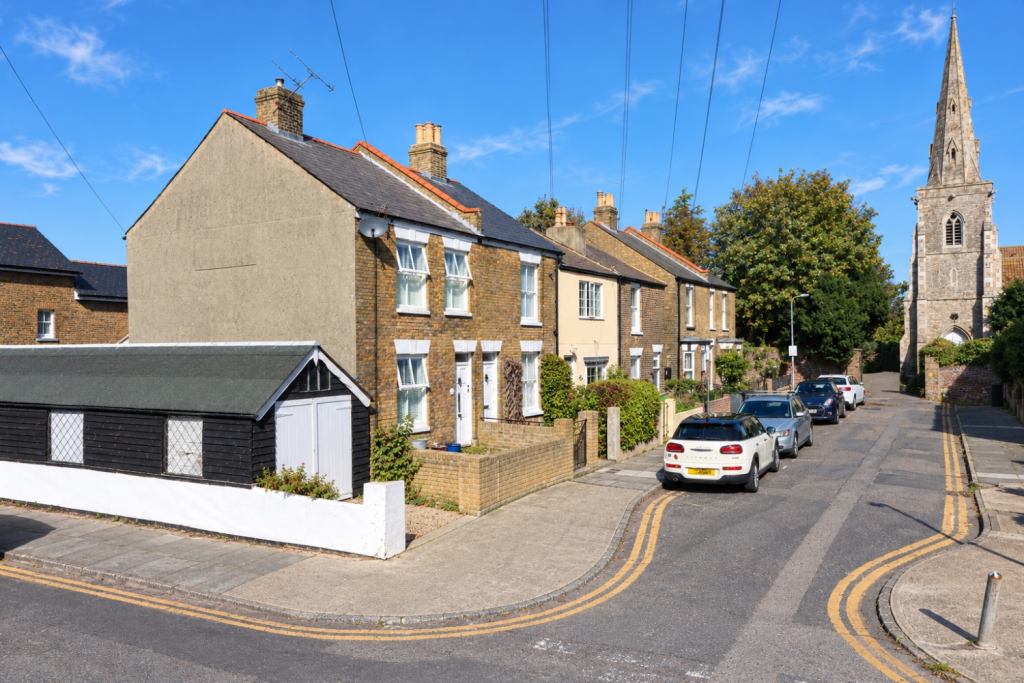 St Andrews Road Deal photo 2