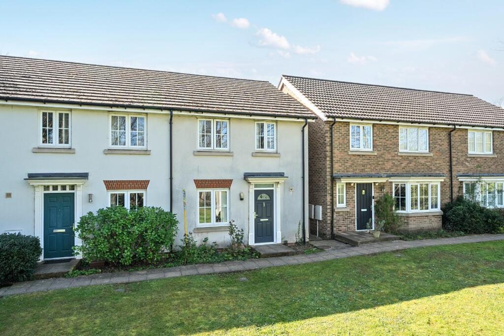 Main image of property: Cantium Place, Snodland