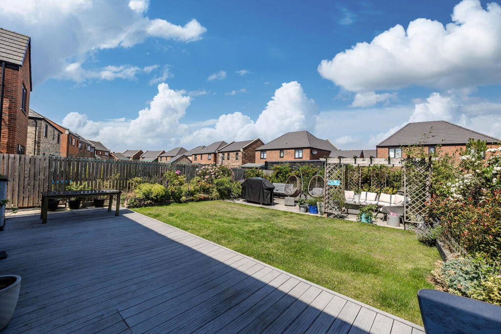 House in Newcastle upon Tyne, Woolsington - View 4