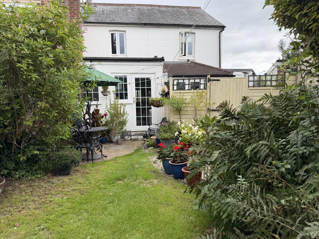 House in Redhill - View 4
