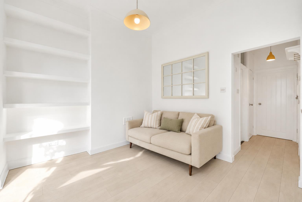 Apartment in London - View 4