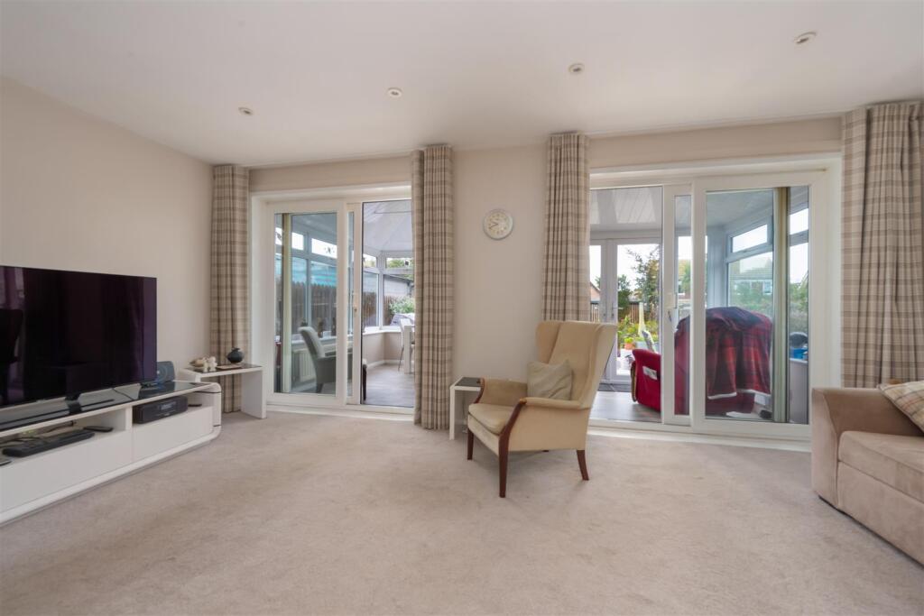 House in Canterbury - View 4