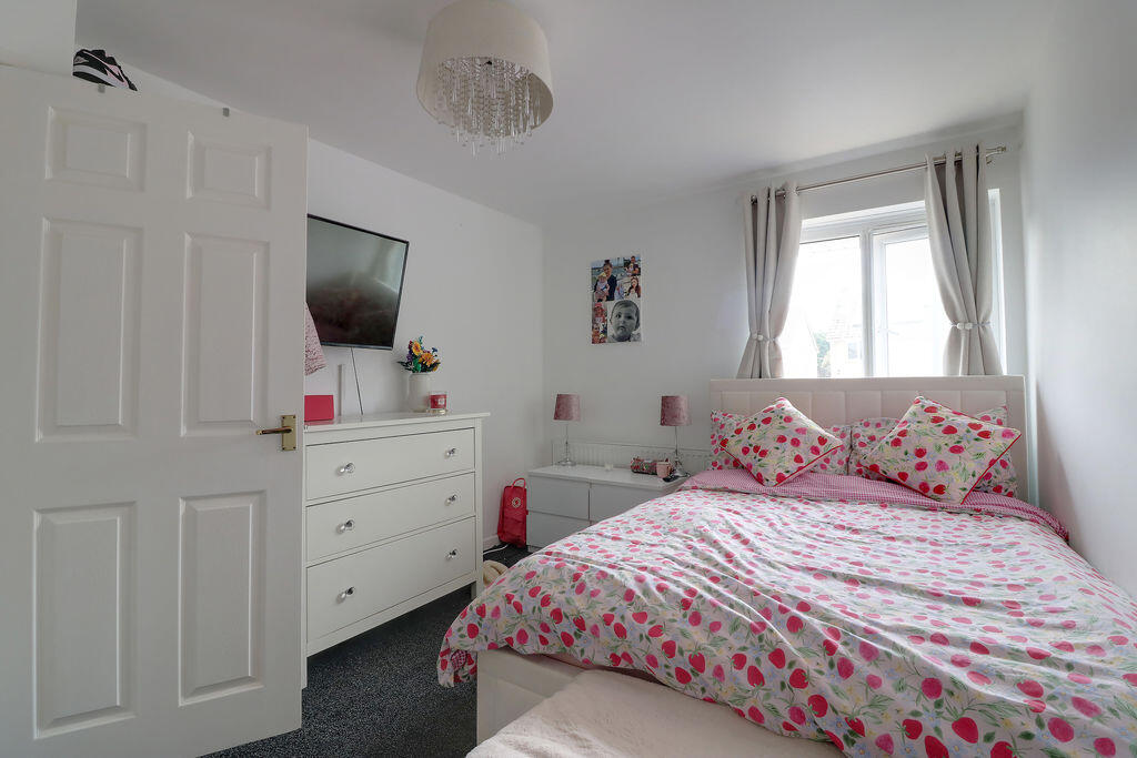 House in Portsmouth - View 5