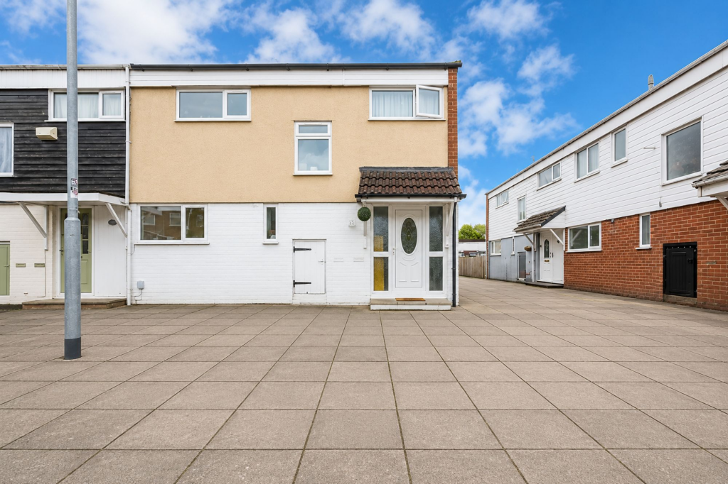 Main image of property: Wheatacre, Skelmersdale, WN8