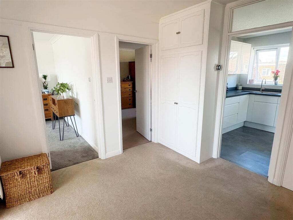 Apartment in Arun, Rustington - View 4