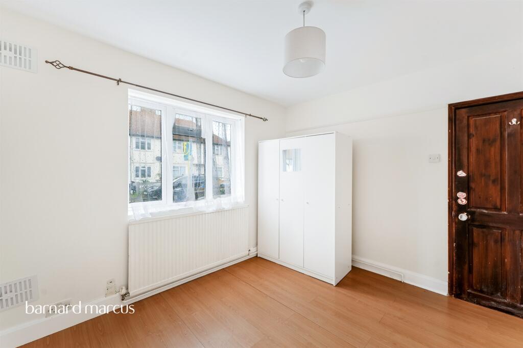 Apartment in London - View 2