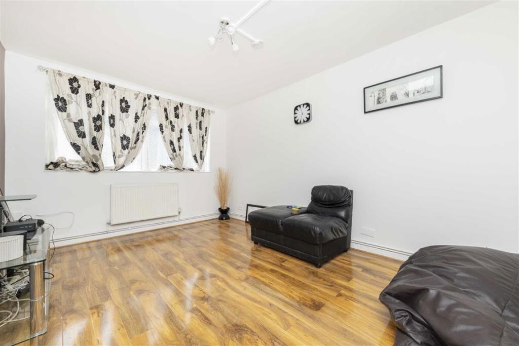 Main image of property: East Road, Old Street