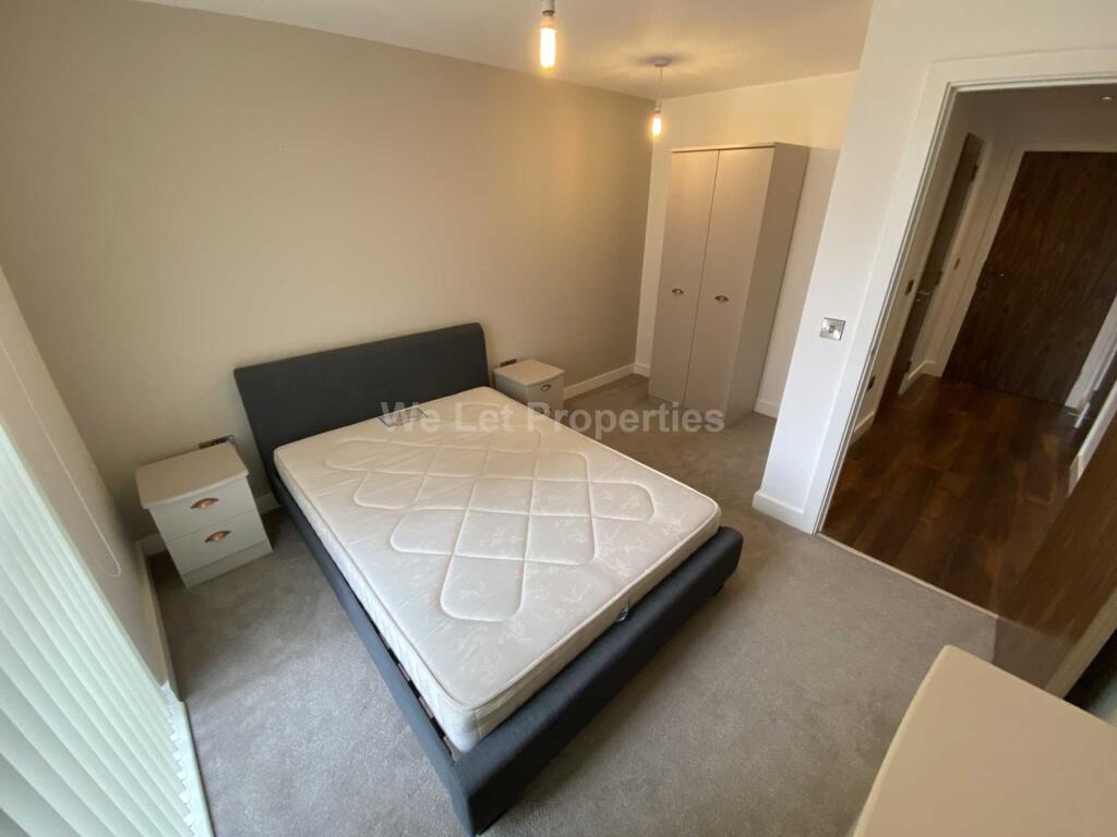 Apartment in Salford, Ordsall - View 5