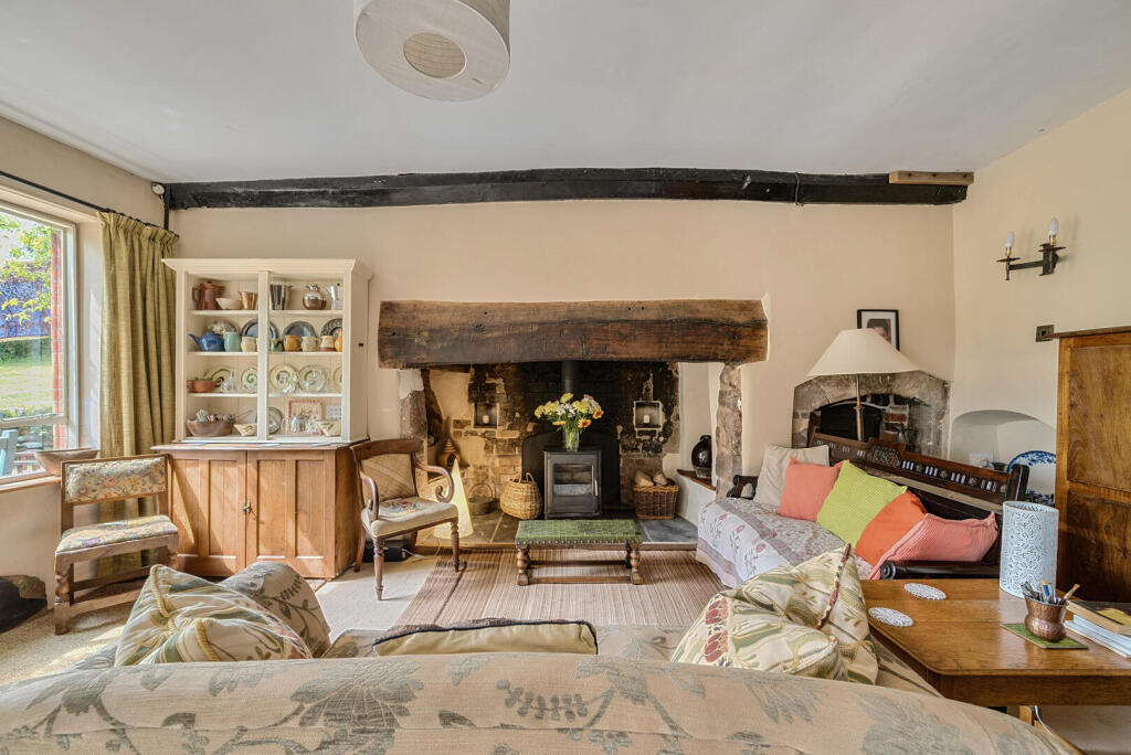 House in Exeter - View 3