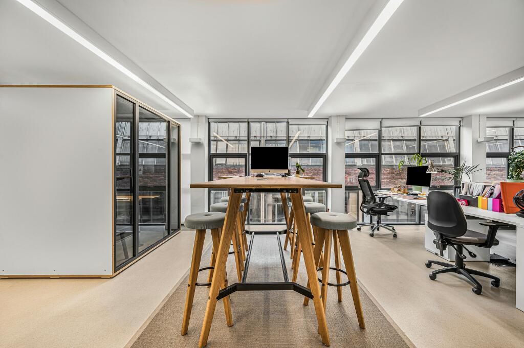 office 8.jpg