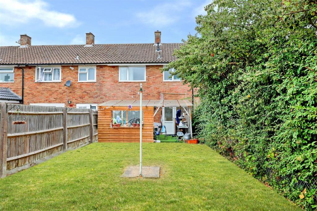 House in Harlow, Hare Street - View 5