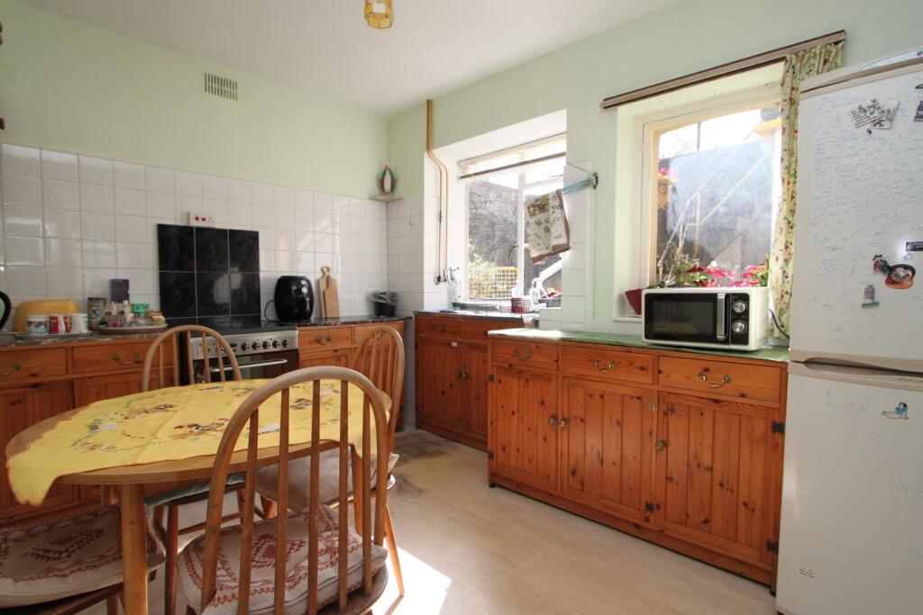 House in Wotton-under-Edge, West End, Wickwar - View 6