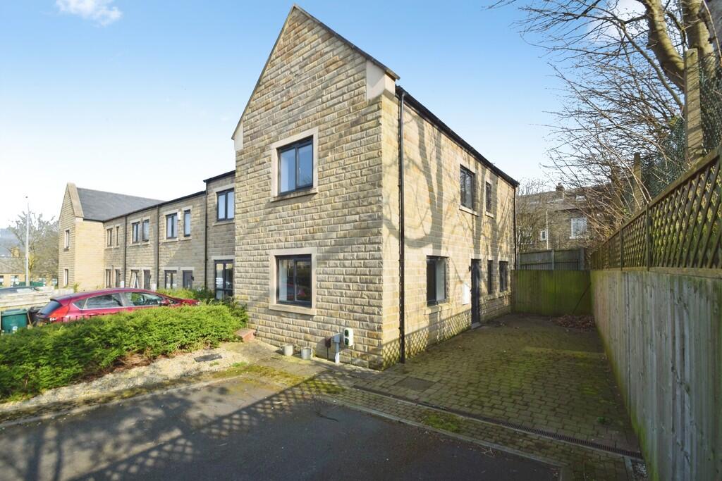 Main image of property: Salts Mews, Shipley