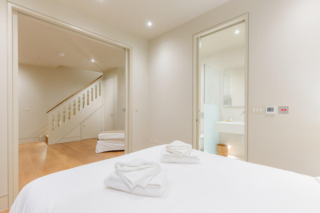 4 bedroom terraced house for rent