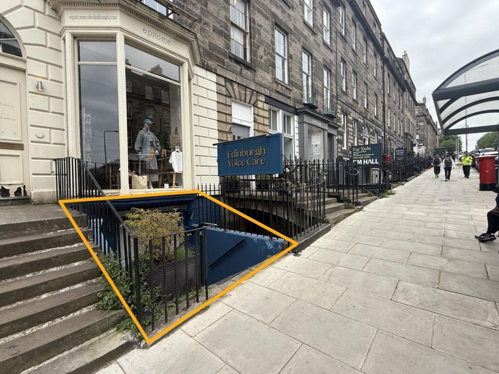 Main image of property: 35A Dundas Street, Edinburgh, EH3 6QQ