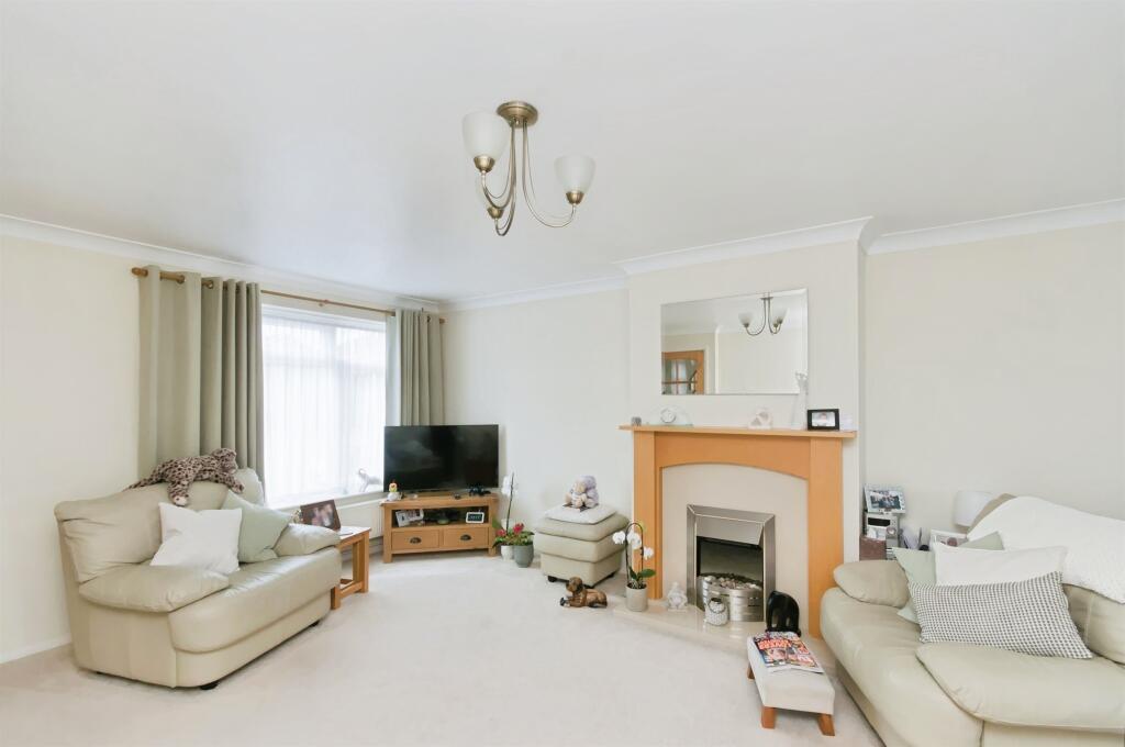 Seven Sisters Road, Eastbourne photo 2