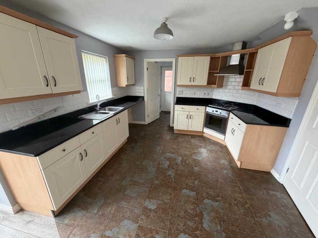 House in Durham - View 5