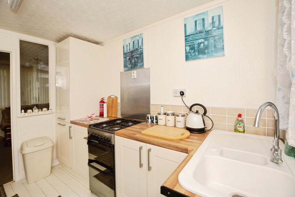 House in Doncaster - View 4