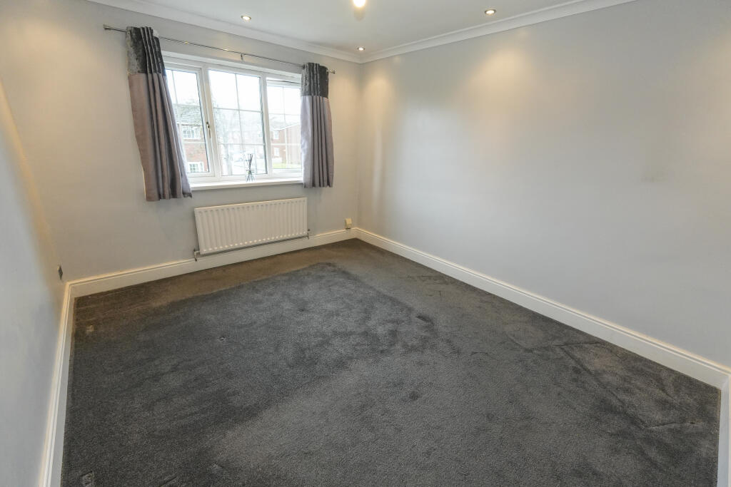 Additional image 11 of Shinwell Crescent, Oldbury, B69