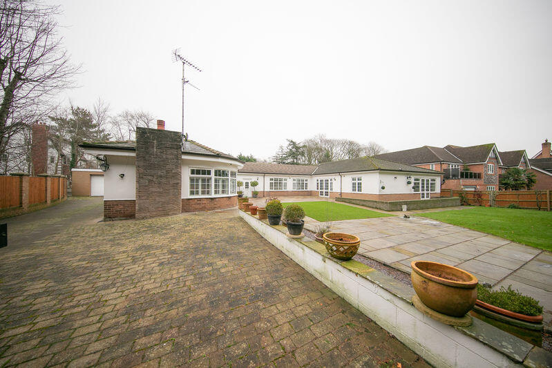 Main image of property: No. 3, Hurstdene Close, Poulton-le-Fylde, Lancs FY6 7DD