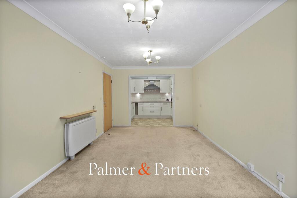 Apartment in Colchester, New Town - More