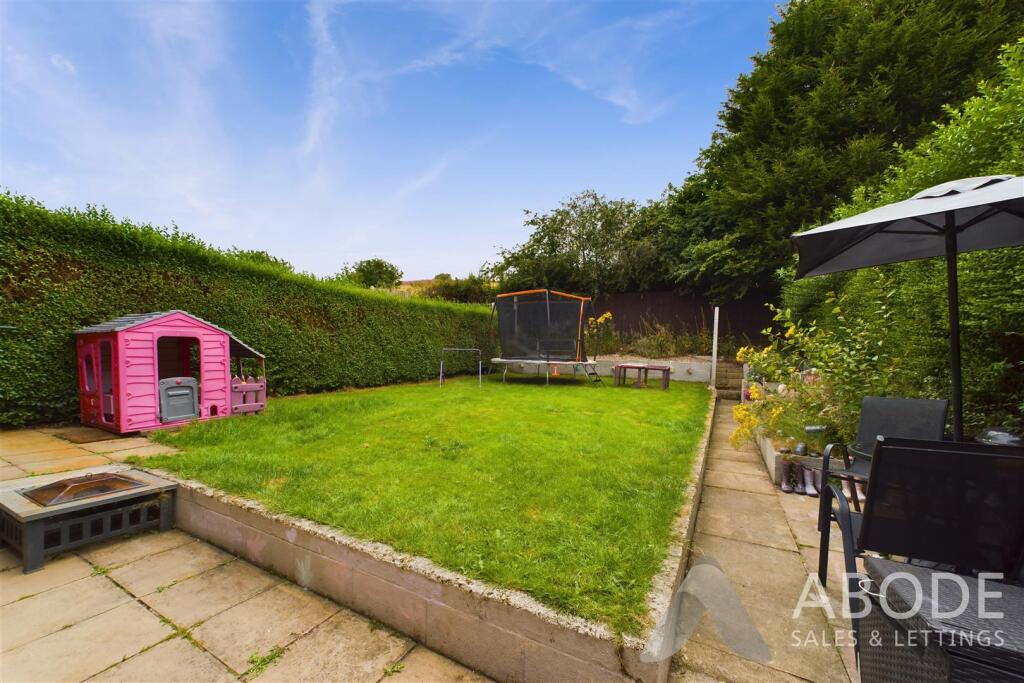 House in Stoke-on-Trent - View 2