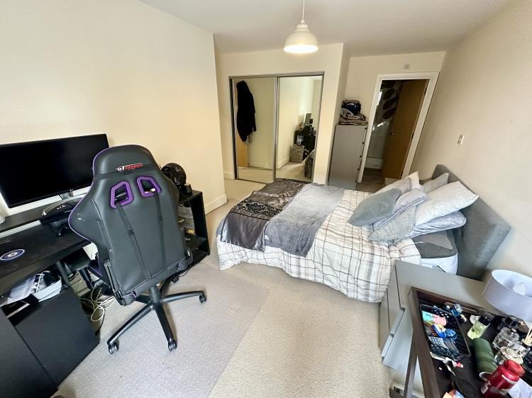 Apartment in Ipswich, Suffolk - More