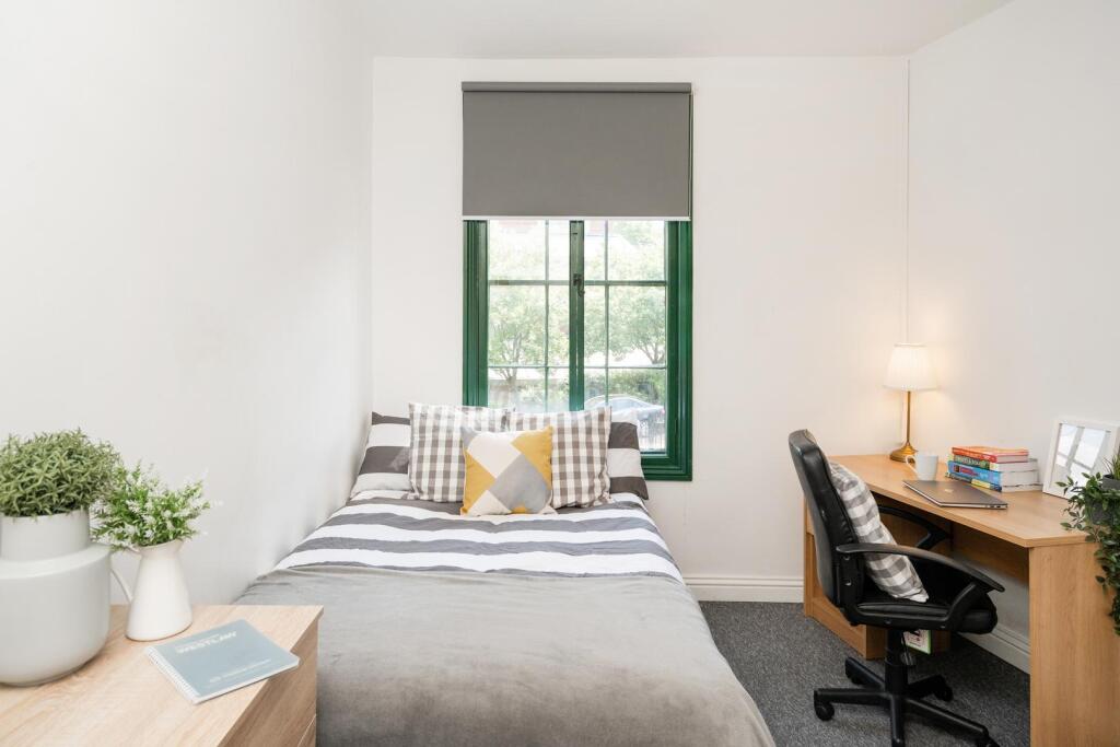 Property photo 8