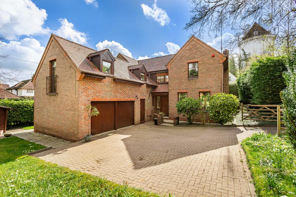 Main image of property: Cross Oak Road, Berkhamsted, Berkhamsted, HP4