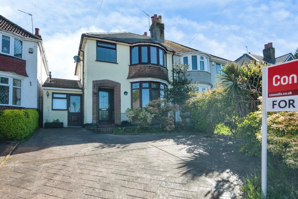 Main image of property: Oak Crescent, Tividale, Oldbury