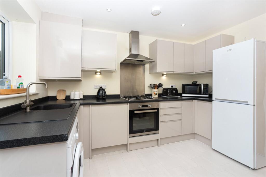 11 Glan View photo 4
