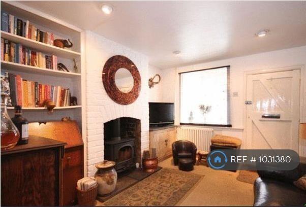 House in Tandridge, Church Town, Godstone - View 2