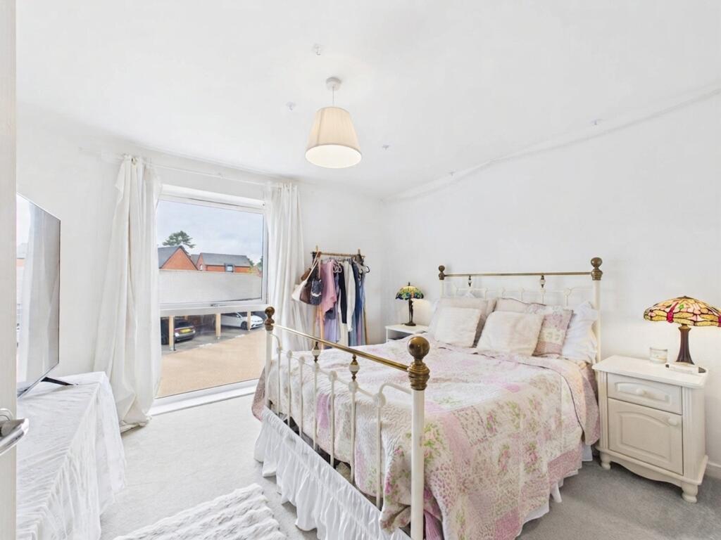 House in Guildford - More