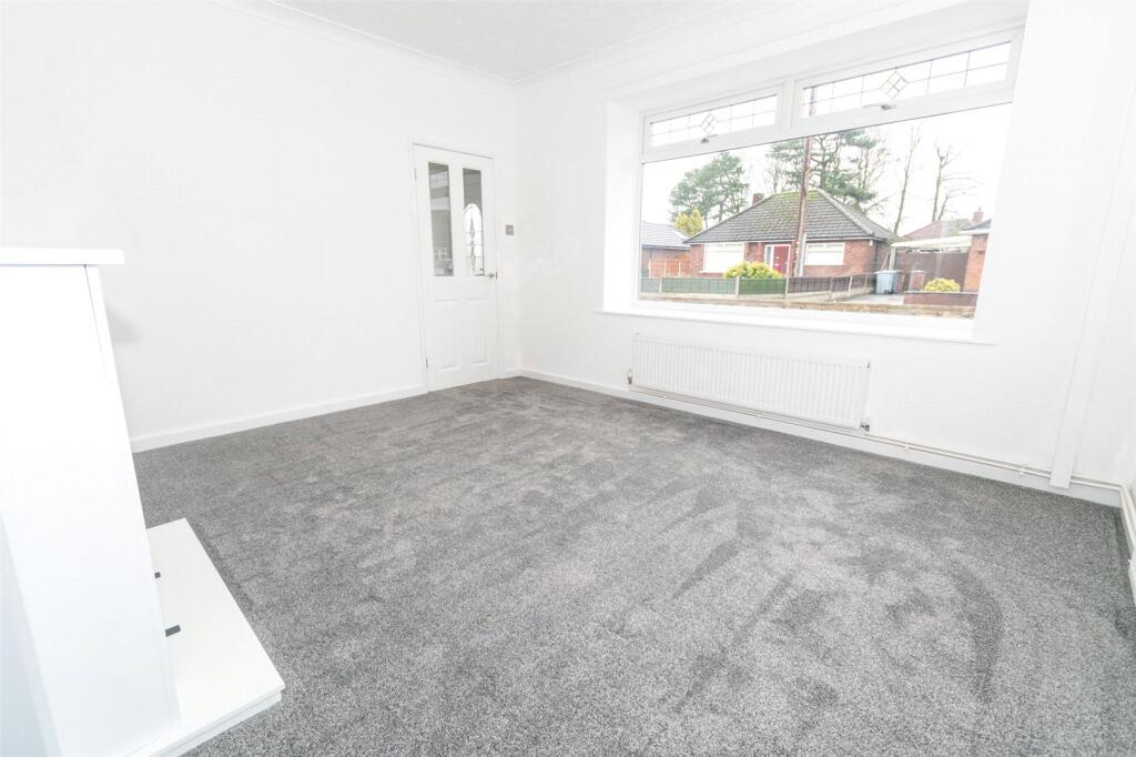 Walker Drive, Middlewich photo 3