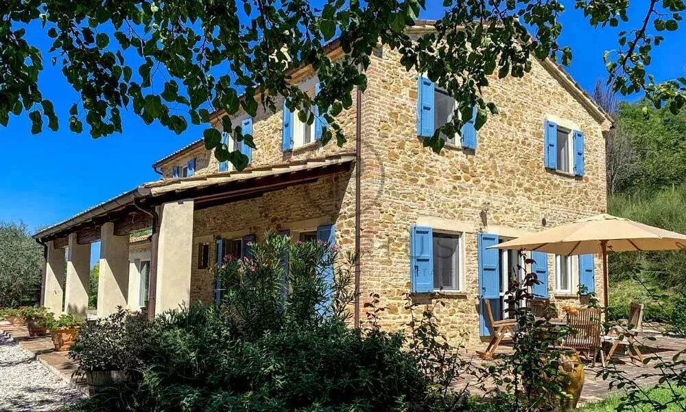 Main image of property: Le Marche, Pesaro e Urbino, Mombaroccio