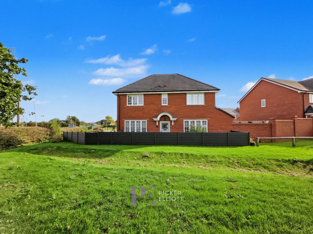 4-bed detached on Barns Way, Newbold Verdon, LE9, £425,000