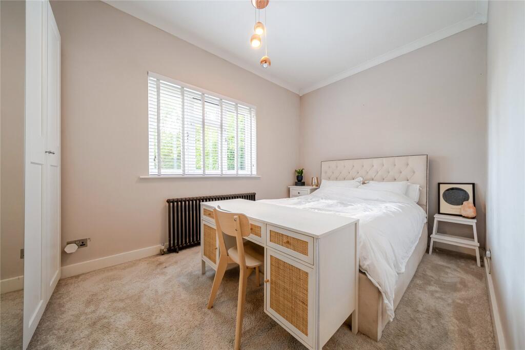 Willow Grove, Chislehurst photo 5